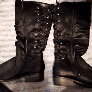 SO, Kohls Black Slouch Boots Womens 9, Zip up, Faux Leather, Knee high, Like new